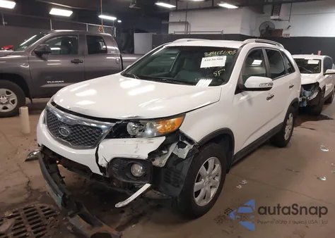 2011 Kia Sorento Lx z USA, uszkodzony, nr VIN 5XYKT4A16BG012536